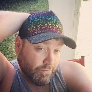 Meet your Posher, Derek